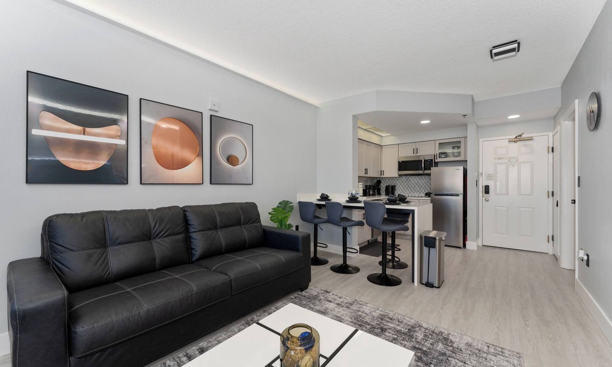 Florida Center Apartment | 1-bedroom apartment in Orlando close to Epic Universe