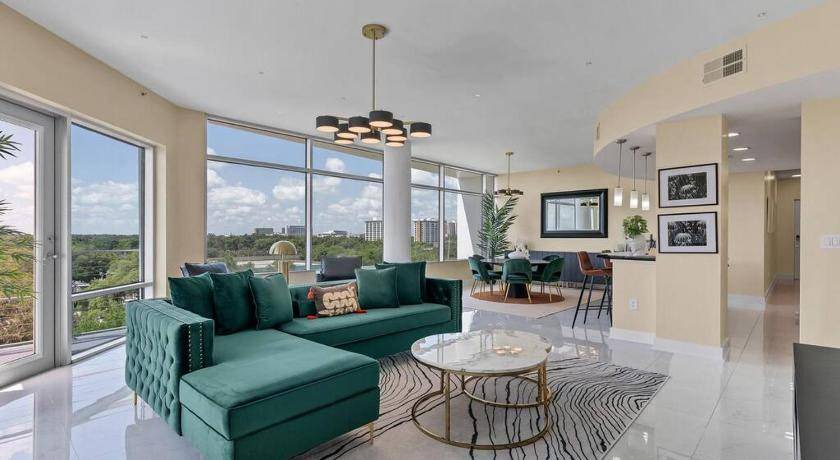 South Eola Apartment | 187 m² Apartment ∙ 3 bedrooms ∙ 7 guests
