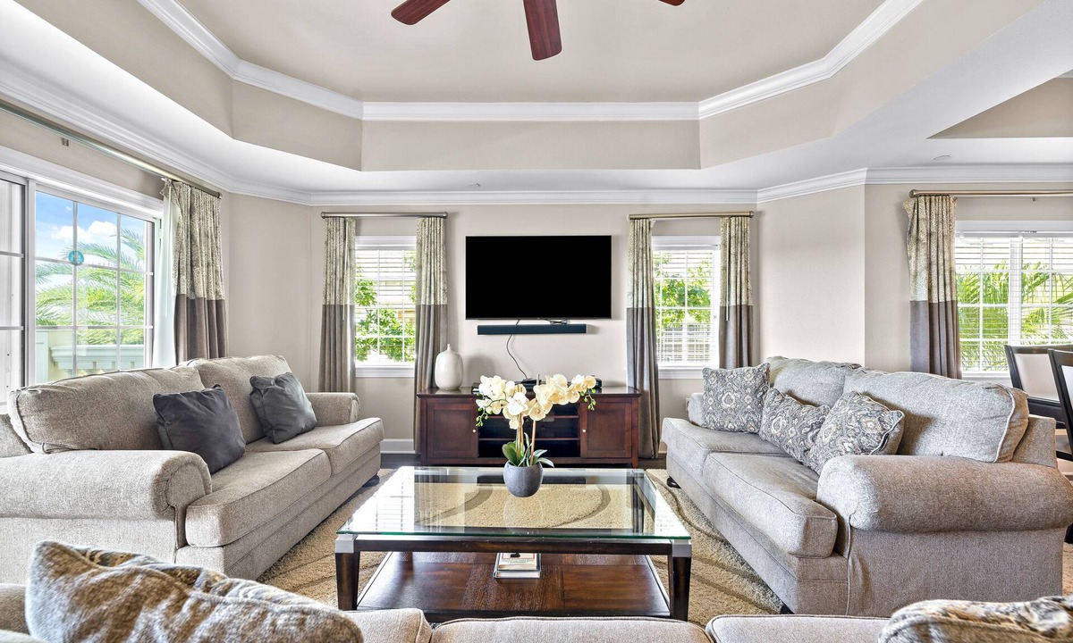 Reunion Apartment | 3 Bedroom Condo in Reunion Resort with Great Views and modern interior