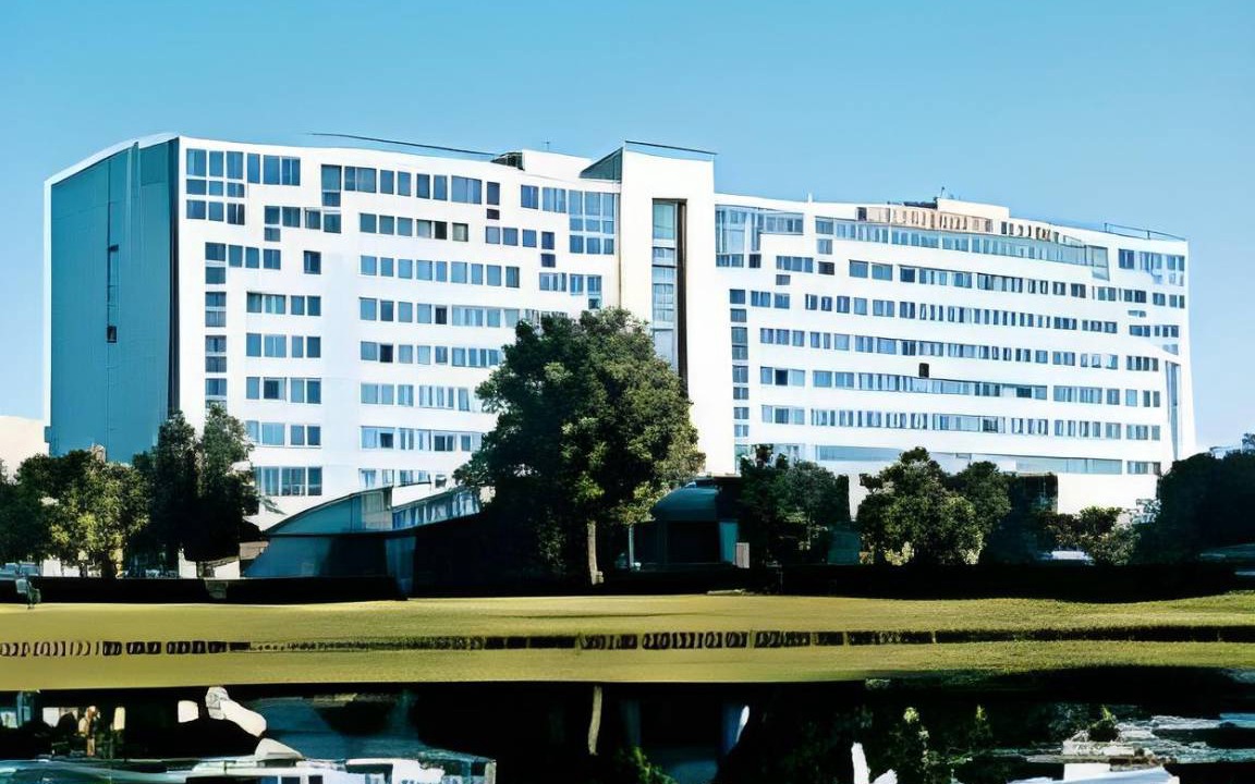 Airport North Hotel | 36 m² Hotel ∙ 127 guests