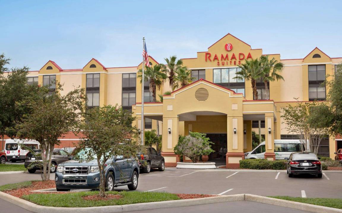 Airport North Hotel | 39 m² Hotel ∙ 127 guests