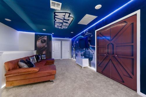 Davenport House | 5BD InstaWorthy home with Pool and BBQ near Disney