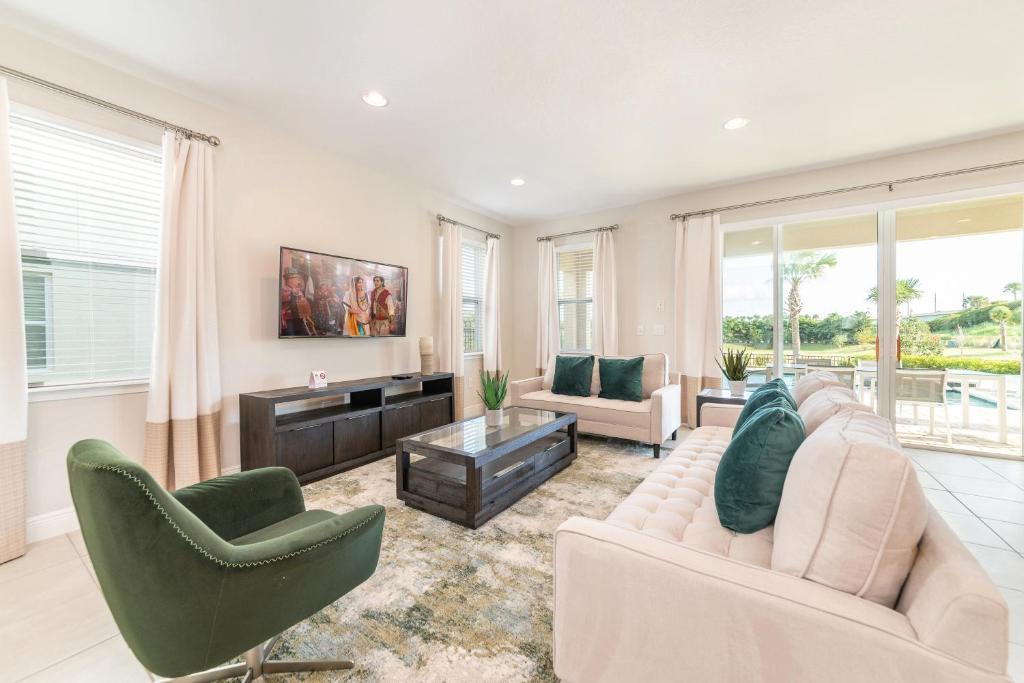 West Kissimmee House | Beautiful Home Near Disney with Private Pool, Foosball Table & Resort Amenities - 7437M