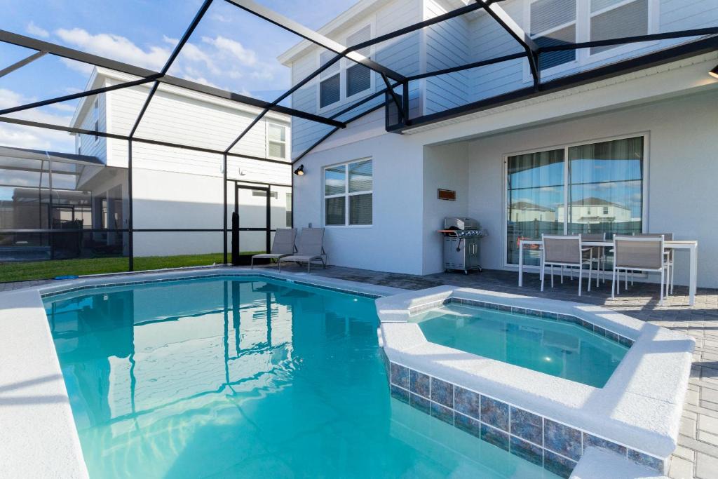 Davenport House | Brand New! Five Bedrooms House with Private Pool at Windsor Island Resort (2299)