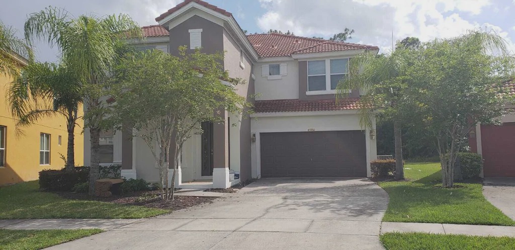 Bellavida House | Close to Disney. Family Friendly, Private pool and games room