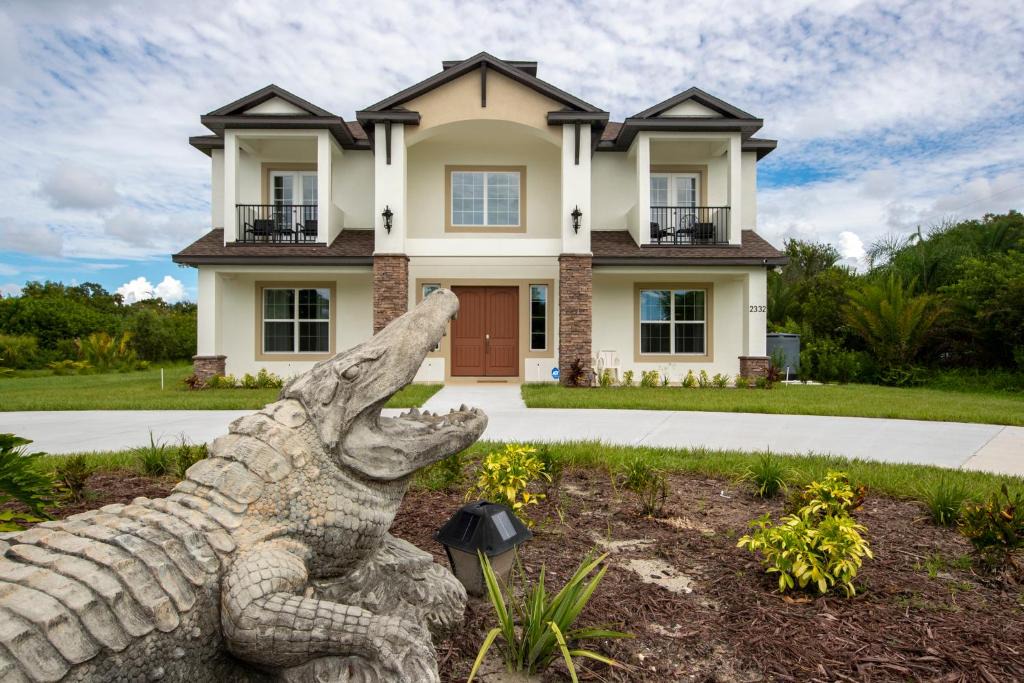 Oviedo Villa | Gator Manor