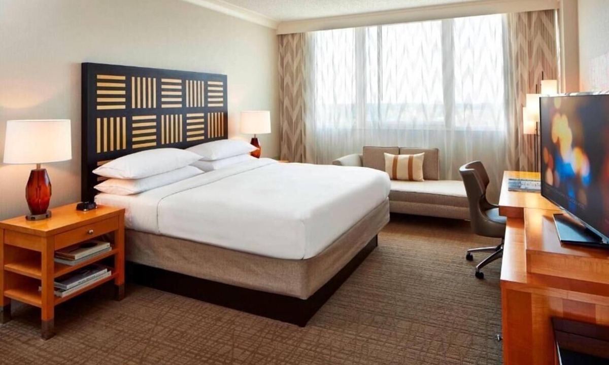 Airport North Apartment | Guest Room Near Airport Lakes Park ORL