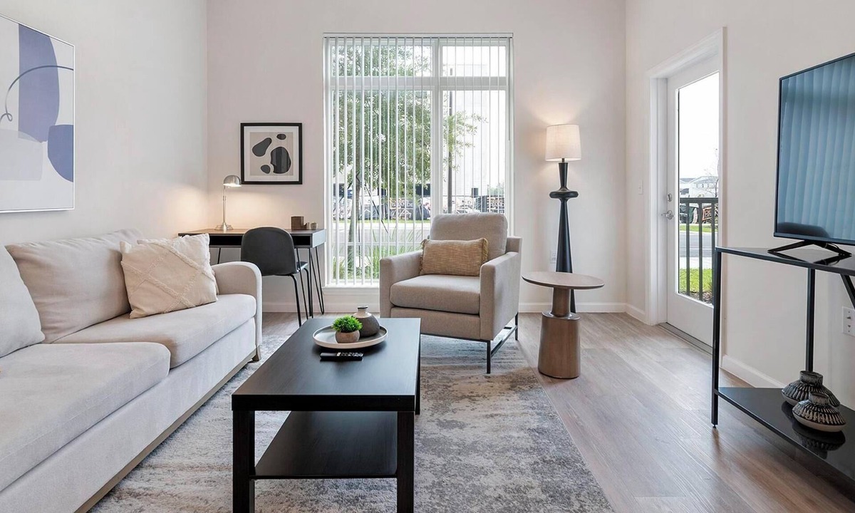 Florida Center Apartment | Landing | Beautiful 1BD, Clubhouse, Yoga Studio
