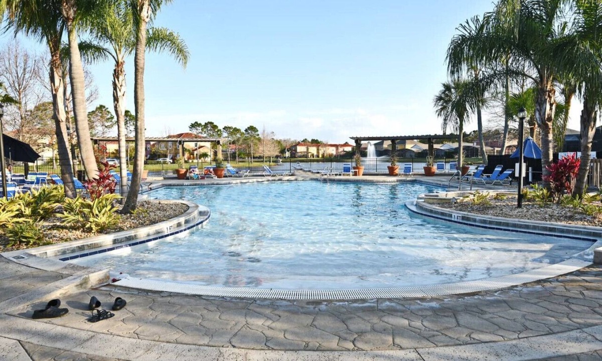 Lake Berkley House | Magical Resort Near Disney!