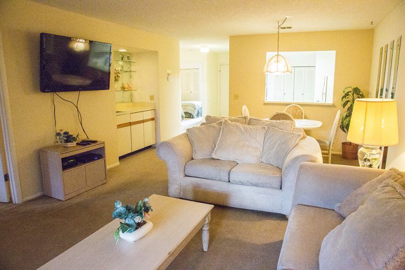 Ventura House | Orlando 24-Hour Manned and Gated Community