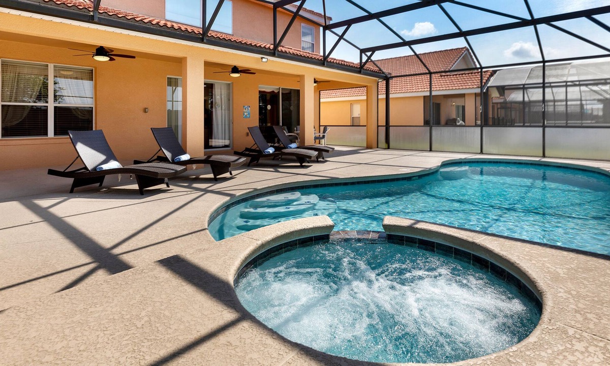 Florida Pines House | Perfect base for your next Florida getaway.