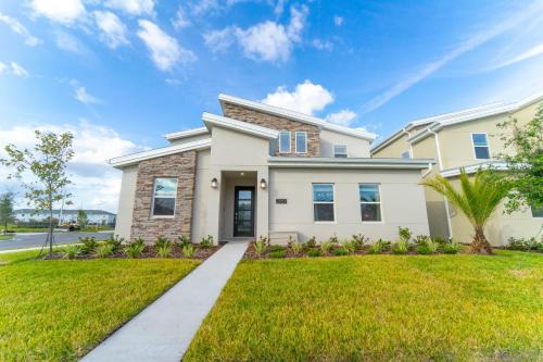 Kissimmee House | Stunning 8 Bd w/Pool Close to Disney 2887