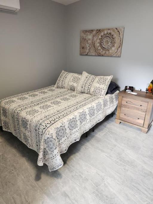 Orlando Apartment | UCF, Beaches & Shopping. Orlando