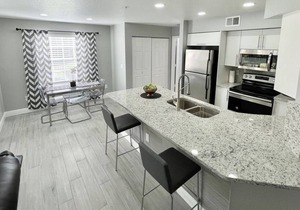 1 Bedroom Condo 378503 by Houzlet