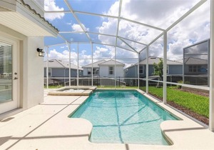1577SW: Amazing 5bd/5bath home! Sleeps 13 w/pool and jacuzzi!