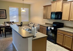2 Master KINGS BRS, 4 BR HSE, 3.5 Baths Gated Community Near ALL DISNEY PARKS