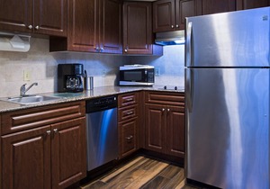 25 Minutes to Disney World + Universal Orlando | Fully-Equipped Suite Close to Airport
