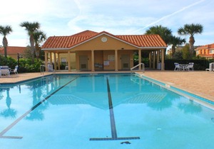 3 Bedroom Townhome with free WiFi/Crib, only 1.5 miles to Disney