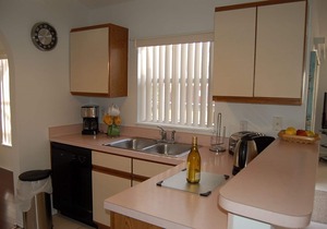 3bedroom home private pool, free pool heating near Disney I4 & shops