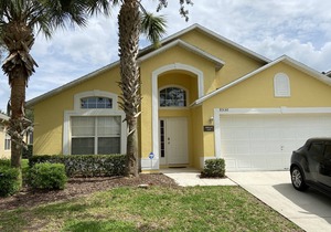 4 bed pool home on gated community Emerald Island Resort only minutes from Disney
