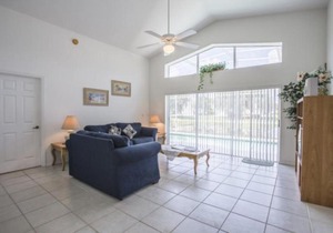 4 Bedroom Disney Area Pool Home with Lake View