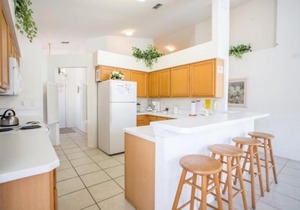 4 Bedroom Disney Area Pool Home with Lake View