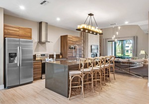 4 Bedrooms /4.5 Bathrooms /Magic Village (7506 BD)