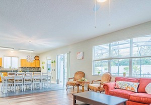 5 Bedroom Villa l 10 min to Disney l Themed Rooms
