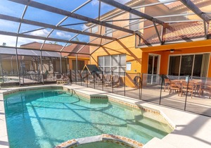 Affordable Large Watersong Pool Home, Private Back Yard with Conservation View