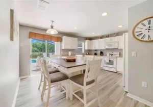 Beautiful 4 bedroom villa with private pool near Disney