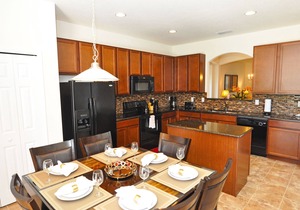 Beautiful 5 Bed Gated Pool Home At Watersong Resort