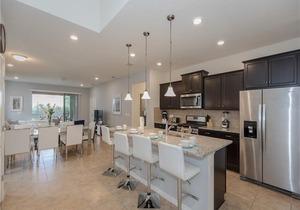 Beautiful NEW LUXURY 7 Bedroom Villa near Disney