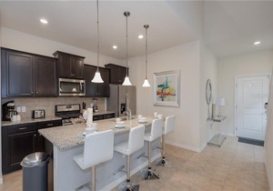 Beautiful NEW LUXURY 7 Bedroom Villa near Disney
