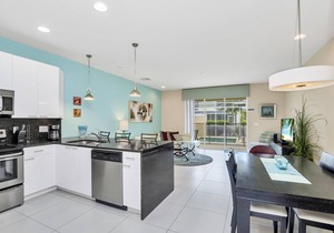 Brand New 3 bed Modern Town Home On a Luxury Development Close to Disney