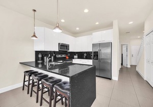 Brand New 3 bed Modern Town Home On a Luxury Development Close to Disney