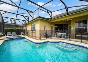 Calabay Parc Luxury Villa With Private Pool and Spa