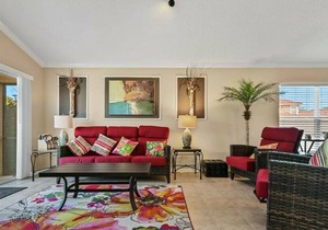 Charming 4-bedroom w/ pool, spa