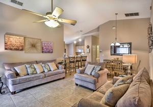 Clermont Home w/Pool & Game Room: 10 Mi to Parks!