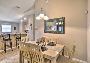 Clermont Home w/Pool & Game Room: 10 Mi to Parks!