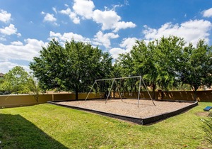 Close to Disney 3 bdrm 3 bath- Unit 8 Crestwynd