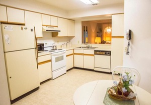 Clubview Two-Bedroom Condo #2957