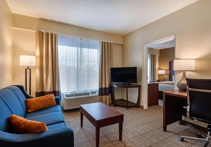 Comfort Suites Downtown