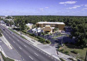 Days Inn by Wyndham N Orlando/Casselberry