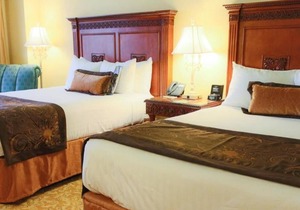 Disney Dream Vacation! 2 Spacious Units, Near Walt Disney World, Pools, Restaurants