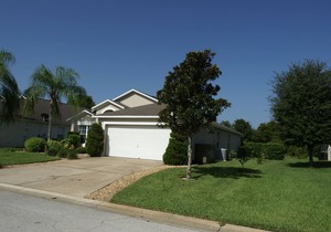 Dream Home with Pool Near Disney World! 4BR- 2BA Sleeps 8