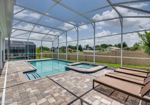 Family-Friendly 9 Bed Game Spa Pool Home at Champions Gate Resort