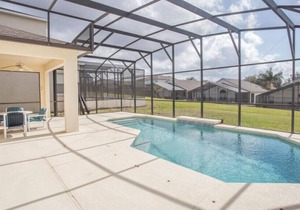 Fantastic 4 Bedroom In Gated Community with Private Pool and Games Room Minutes to Disney