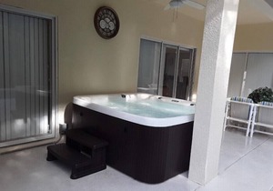 HUGE 6-Bedrooms*3-Masters*Conservation View*Games Room!