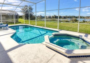 Lake View - No Rear Neighbors - Heatable Pool & Spa - Close to Disney - Pinewood Estates