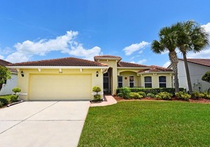 Lakeside 4-Bed Pool Home at Villa Sol